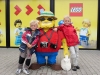 Die zwei kleinen Entdecker sind endlich im Legoland.